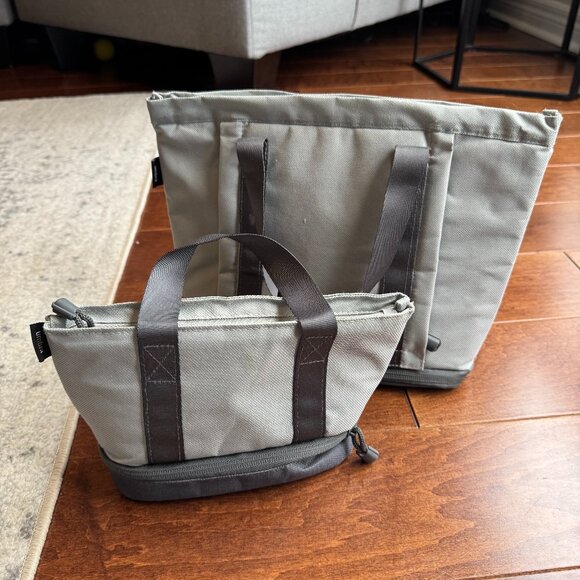 Umbra Travel Toiletry Bag Set - Picture 1 of 5